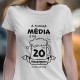 T-SHIRT senhora “Média de 20 copos”