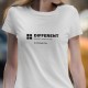 T-SHIRT senhora Different doesn't Mean Wrong